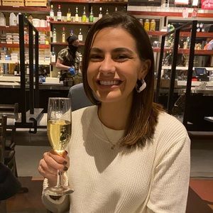 Meet your Posher, Alyssa